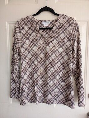 Liz Claiborne Beige/Brown Long Sleeve V-Neck Top